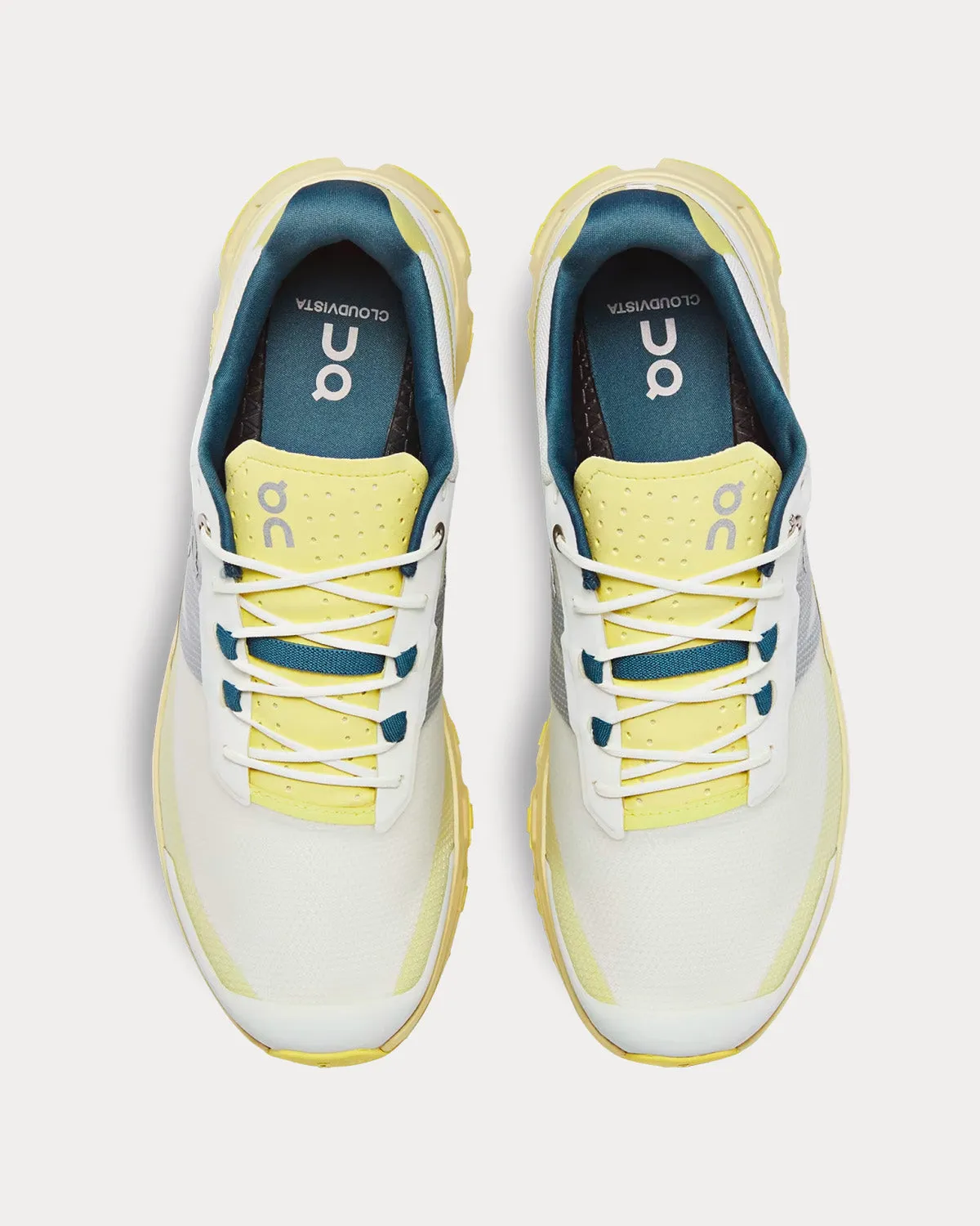 Cloudvista Ivory / Endive Running Shoes